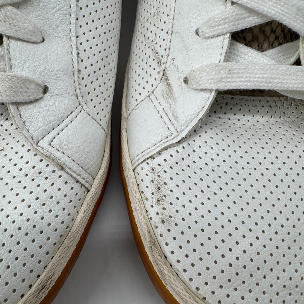 White Snakeskin Faux Leather Sneakers Women 9.5 Low Top Casual Universal Thread - Picture 3 of 8